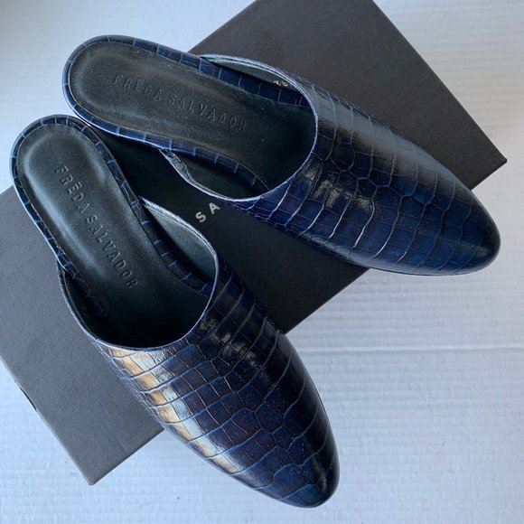 Freda Salvador Lay Croc Embossed Slip On Mules Ink - Picture 2 of 12